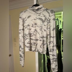 Anthropologie mock neck/turtleneck with subtle design